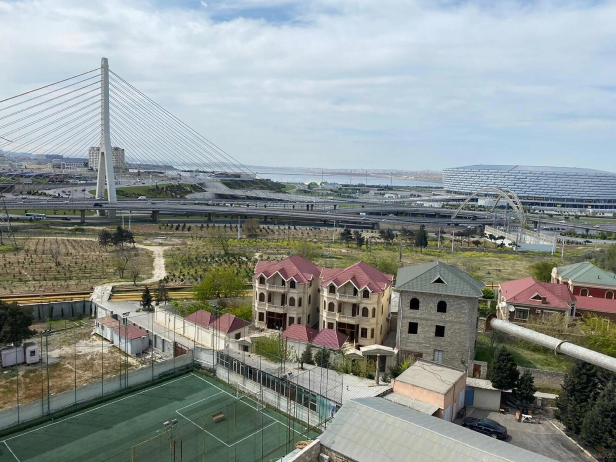 Satılır 2 otaqlı mənzil 75 m²