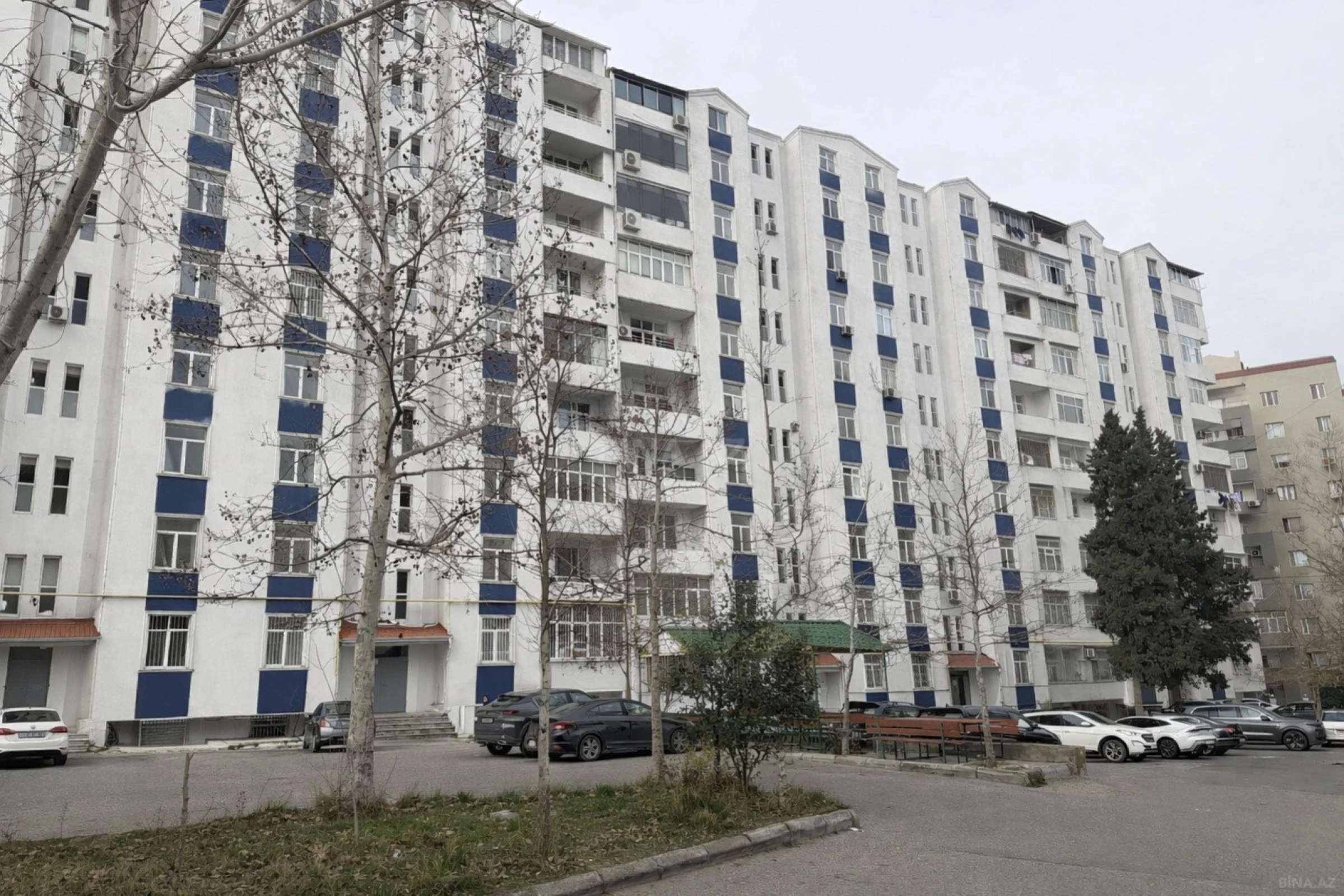 Satılır 2 otaqlı mənzil 75 m²