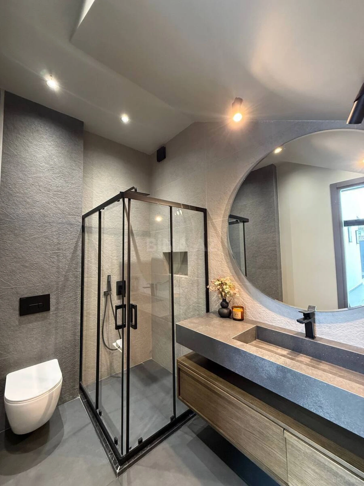 Satılır 4 otaqlı həyət evi 210 m²