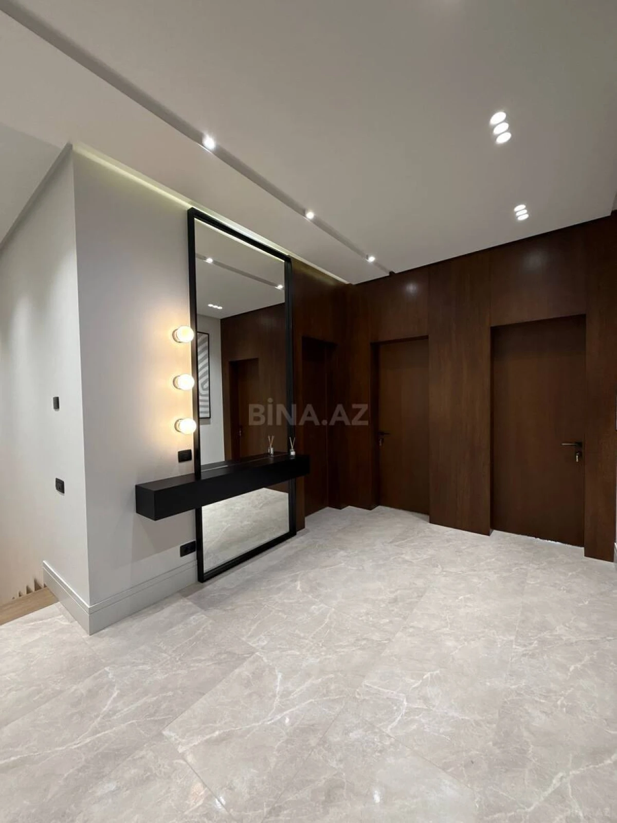Satılır 4 otaqlı həyət evi 210 m²