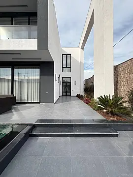 Satılır 4 otaqlı həyət evi 210 m²