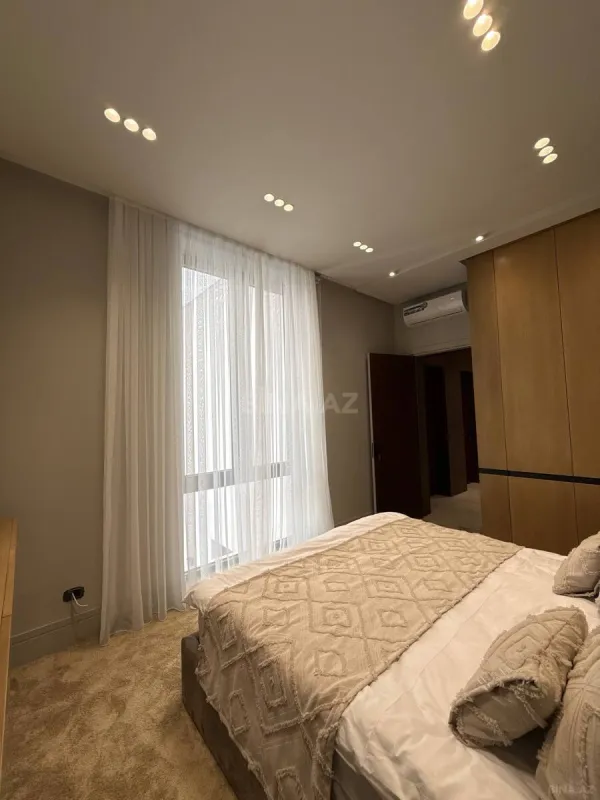 Satılır 4 otaqlı həyət evi 210 m²