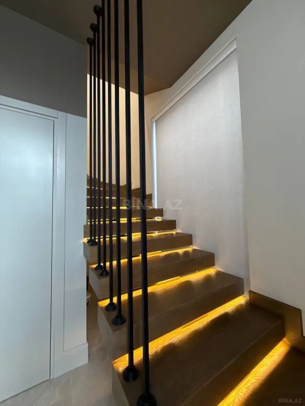 Satılır 4 otaqlı həyət evi 210 m²