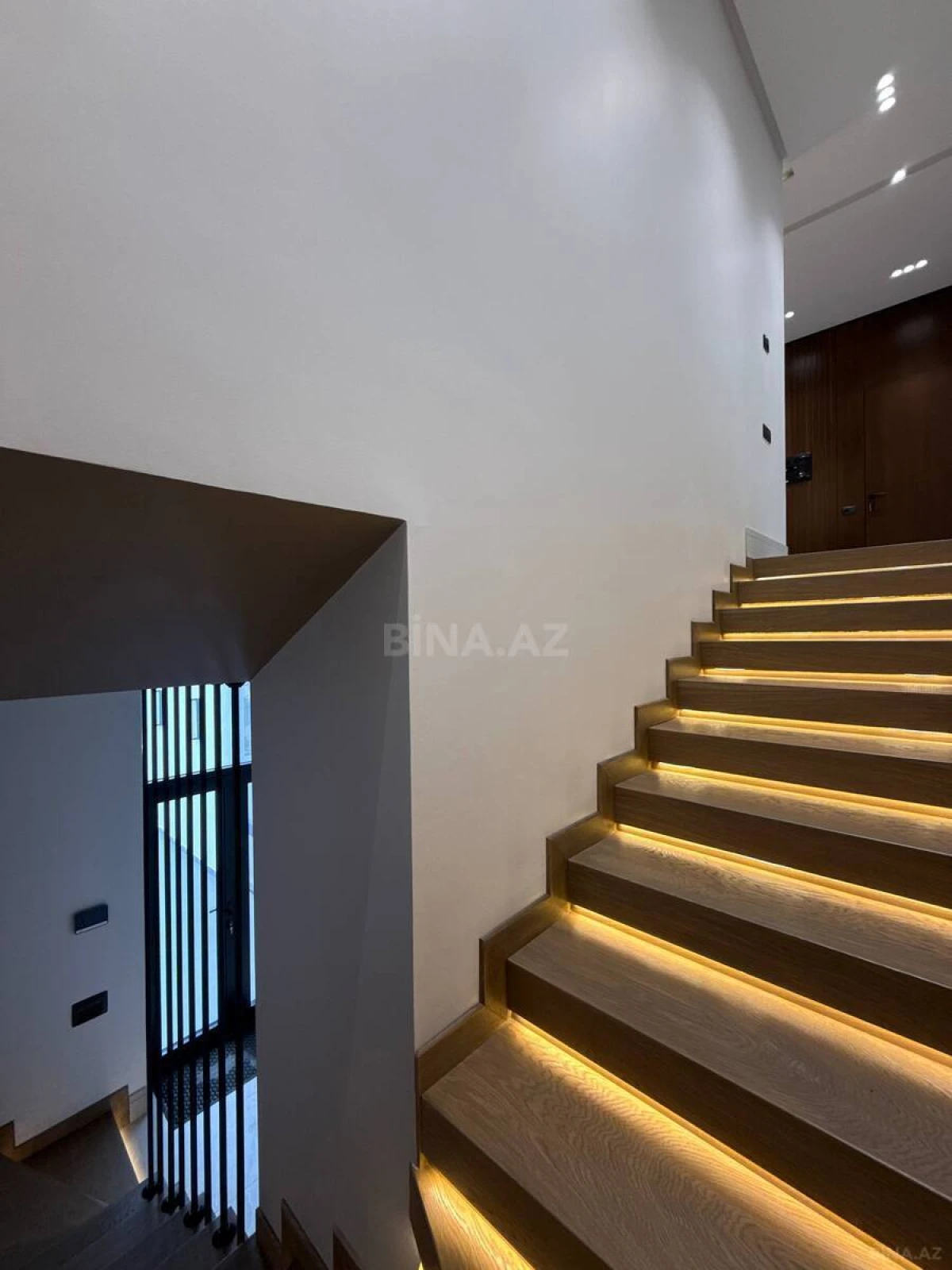 Satılır 4 otaqlı həyət evi 210 m²