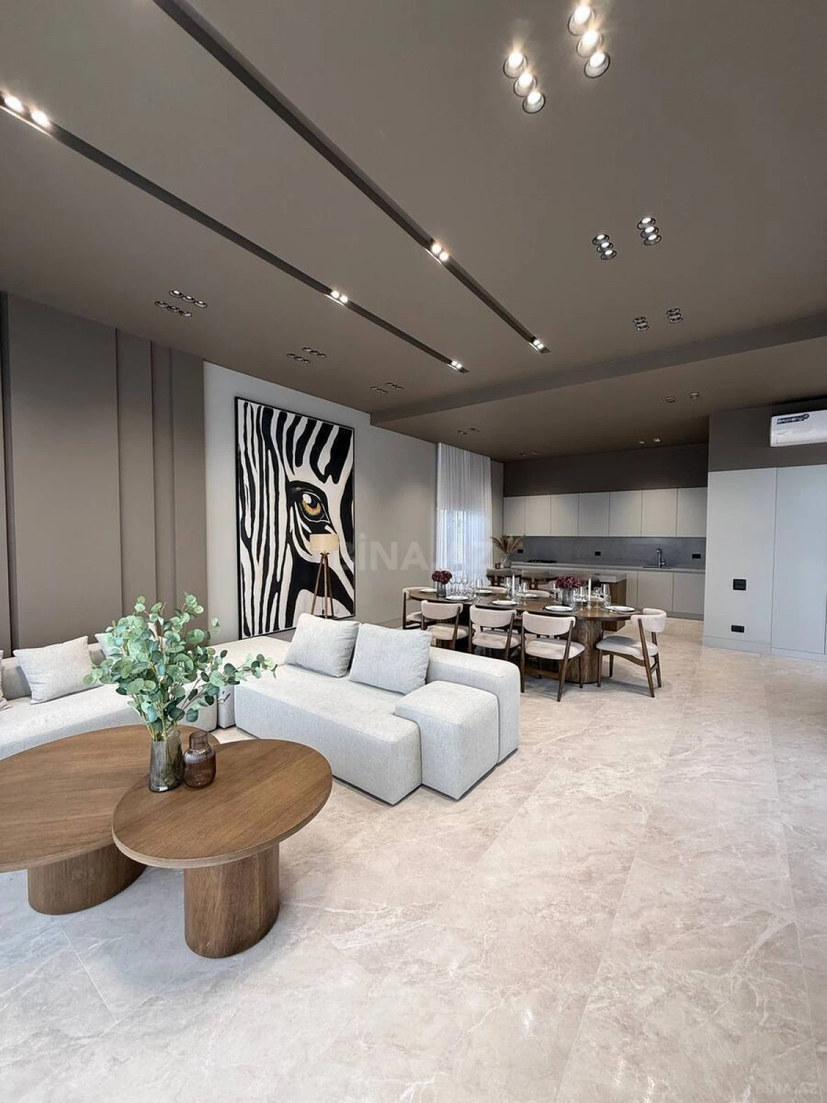 Satılır 4 otaqlı həyət evi 210 m²