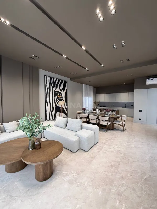 Satılır 4 otaqlı həyət evi 210 m²