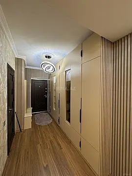 Satılır 3 otaqlı mənzil 150.5 m²