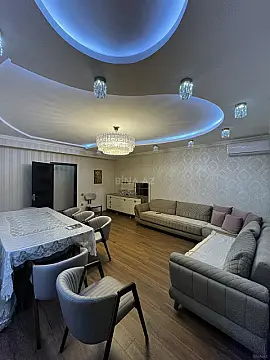Satılır 3 otaqlı mənzil 150.5 m²