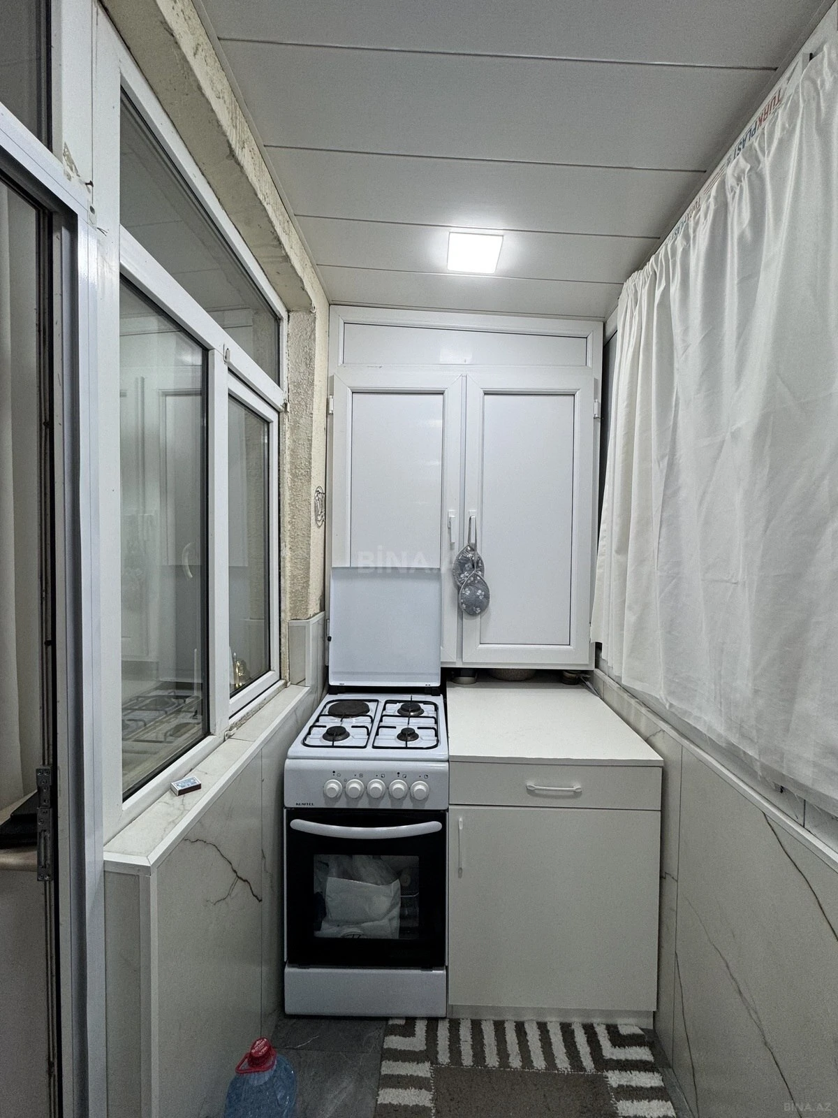 Satılır 3 otaqlı mənzil 150.5 m²