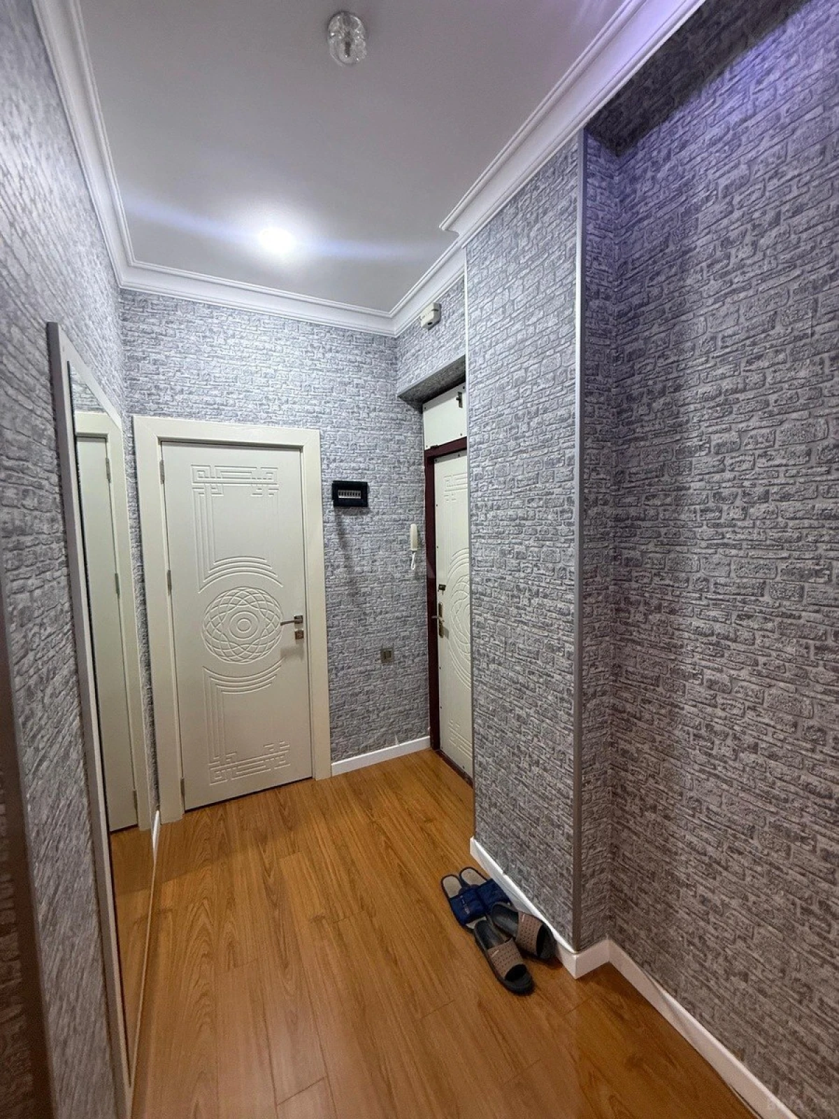 Kirayə verilir 3 otaqlı mənzil 120 m²