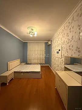Kirayə verilir 3 otaqlı mənzil 120 m²