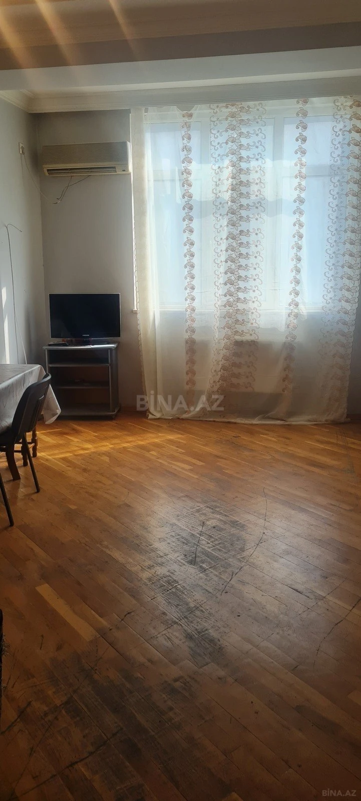 Kirayə verilir 2 otaqlı mənzil 80 m²