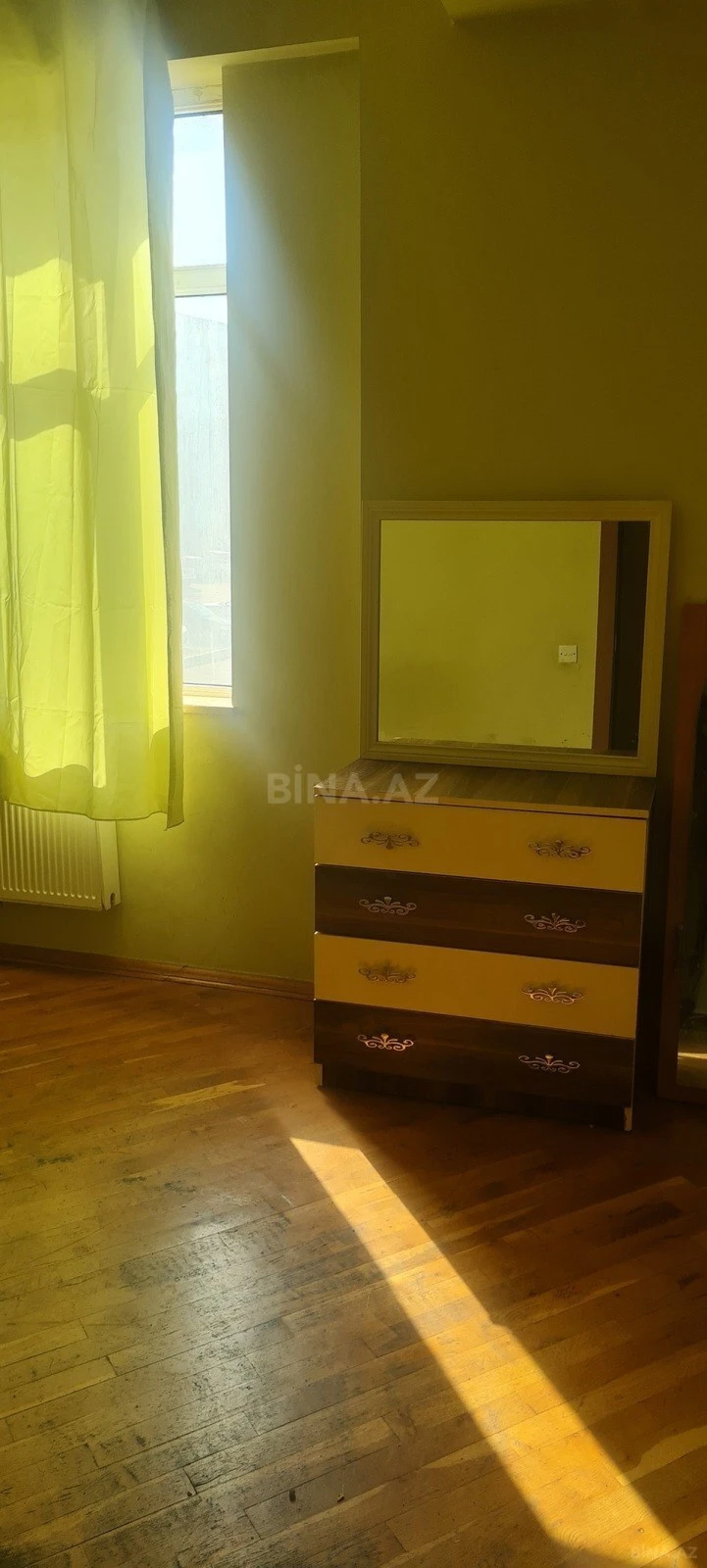 Kirayə verilir 2 otaqlı mənzil 80 m²