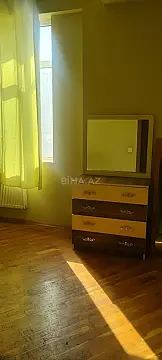 Kirayə verilir 2 otaqlı mənzil 80 m²