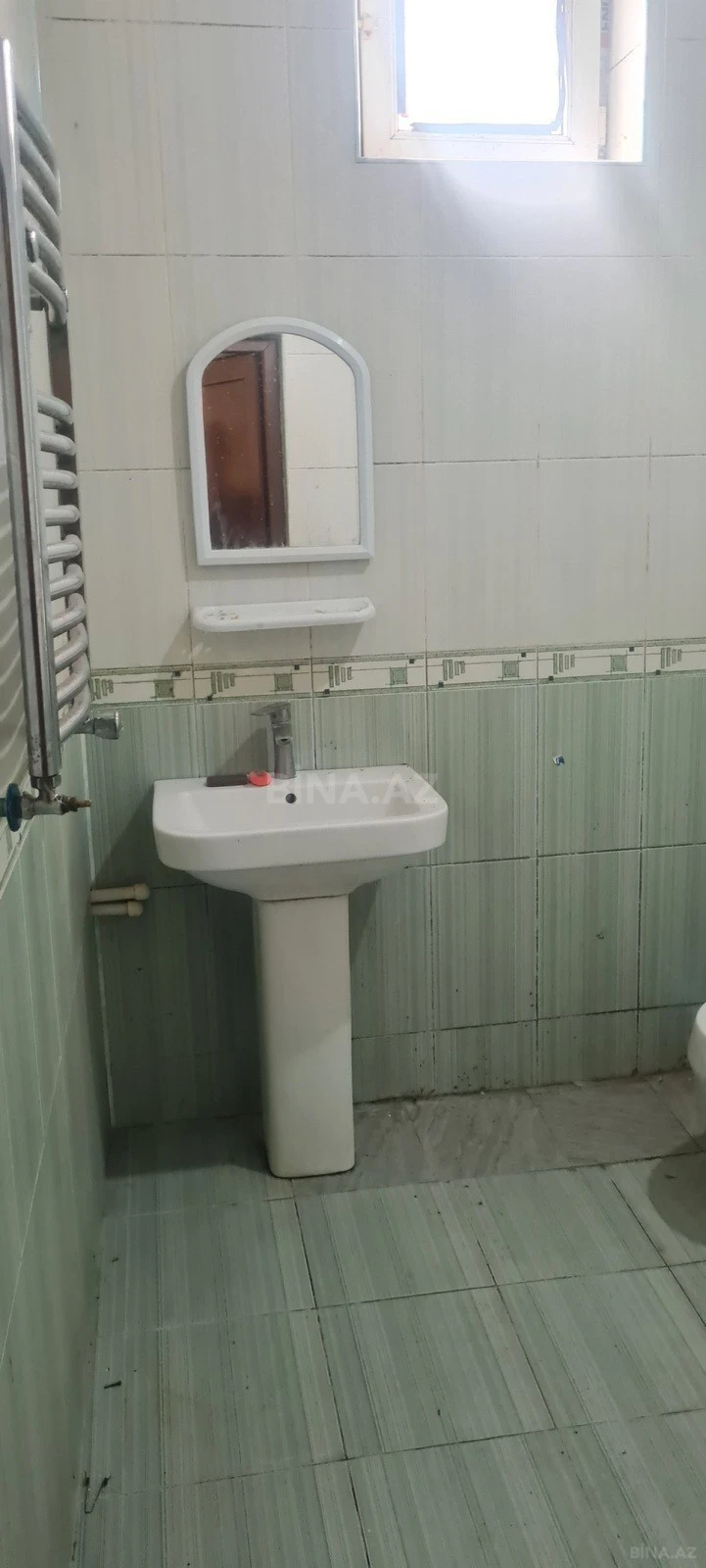 Kirayə verilir 2 otaqlı mənzil 80 m²