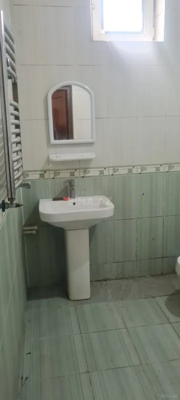 Kirayə verilir 2 otaqlı mənzil 80 m²