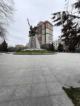 Satılır 3 otaqlı mənzil 75 m²