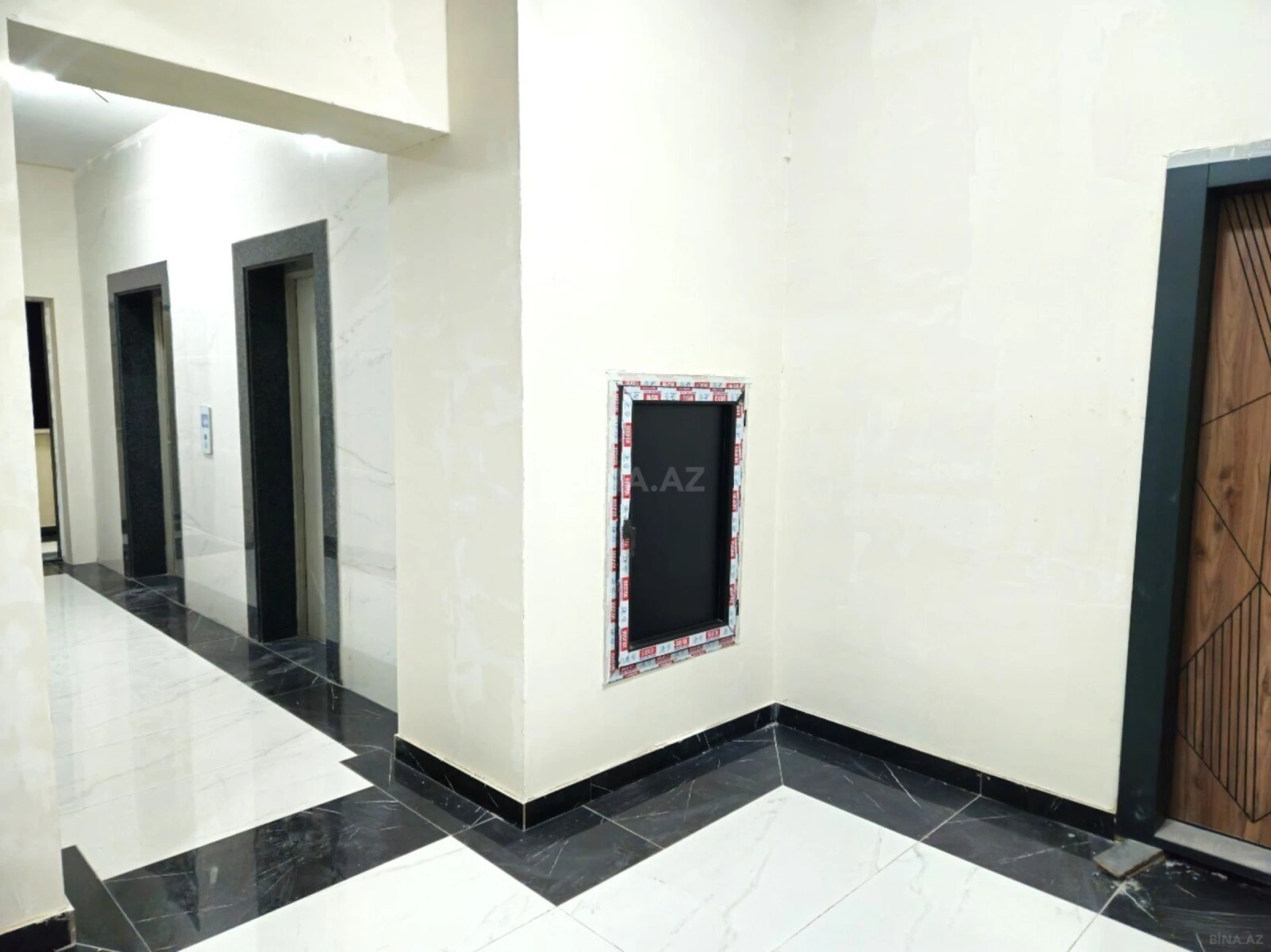 Satılır 3 otaqlı mənzil 120 m²