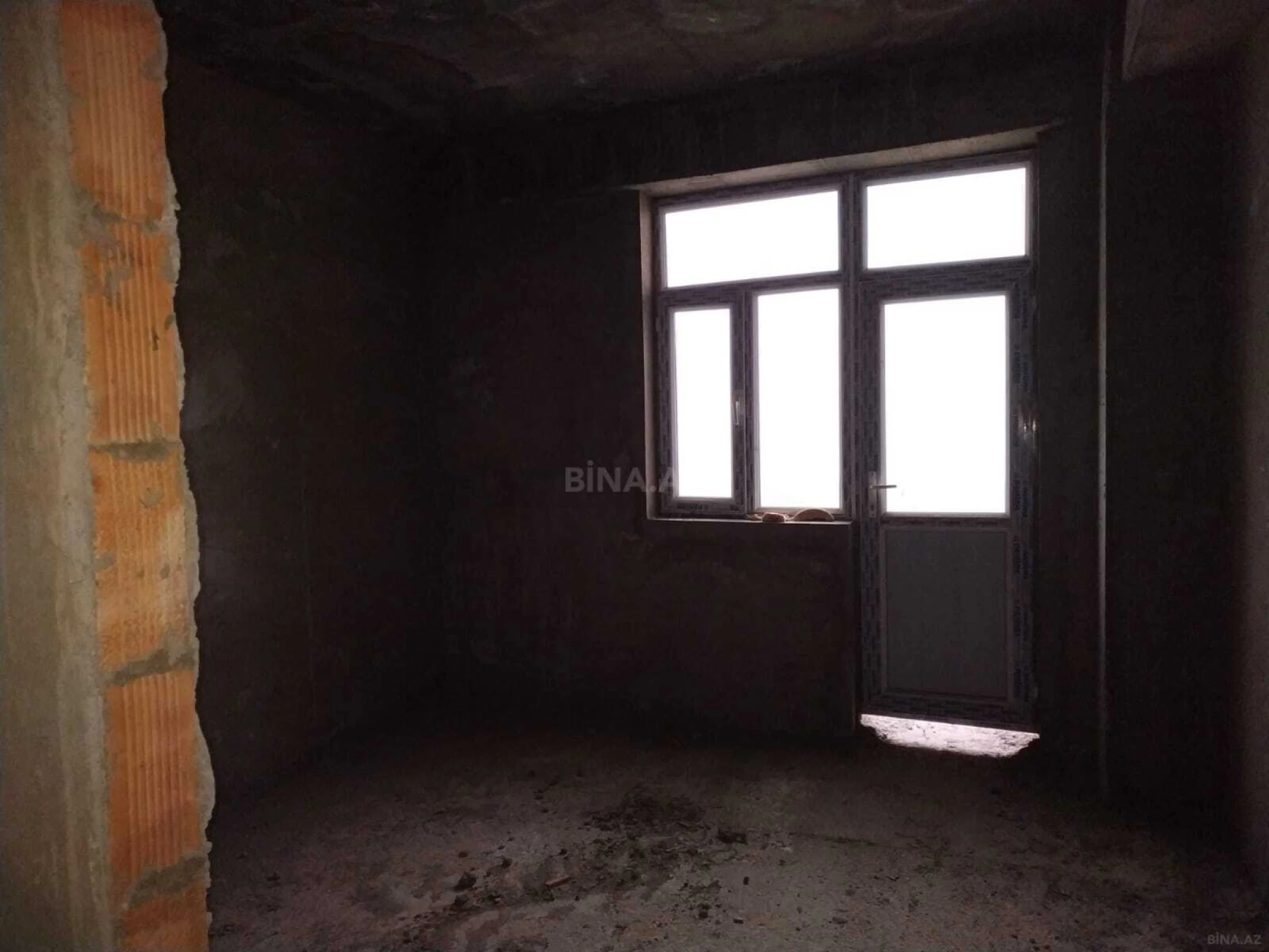 Satılır 1 otaqlı mənzil 60.1 m²