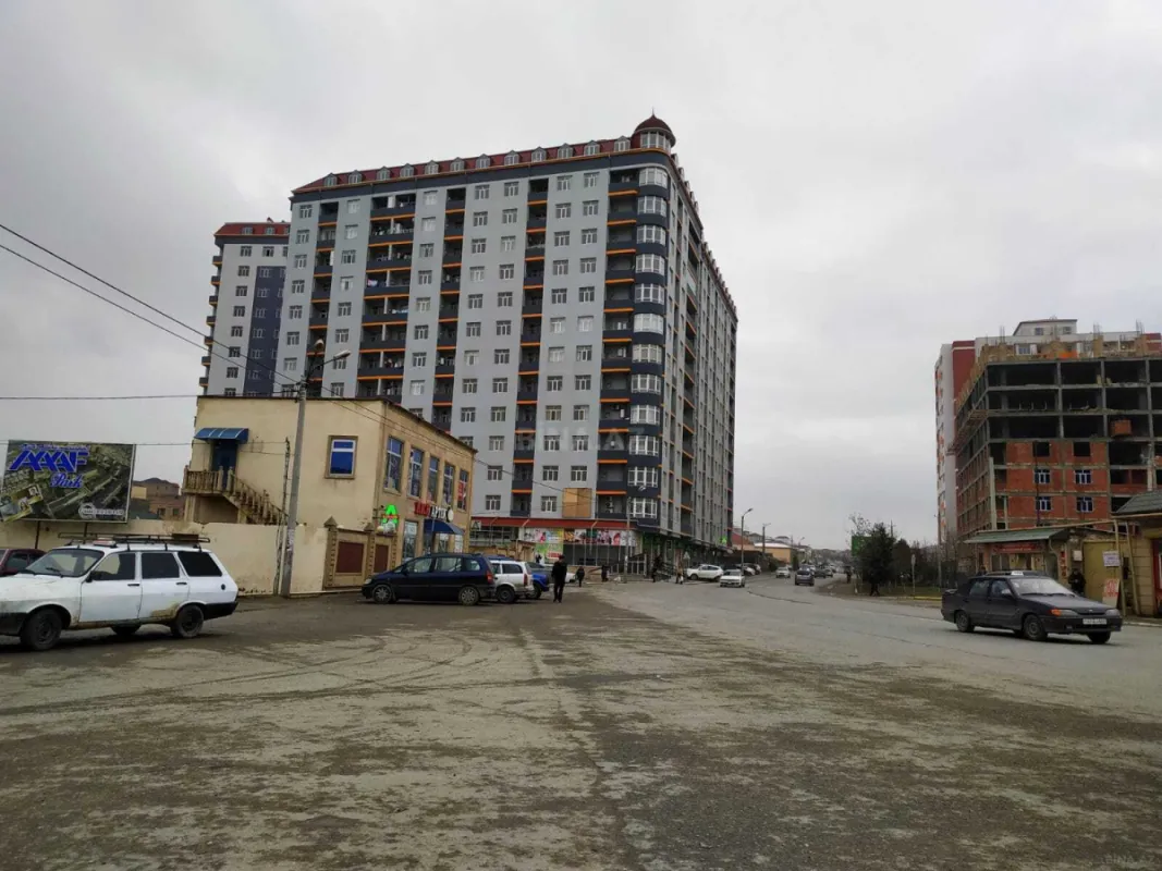 Satılır 1 otaqlı mənzil 60.1 m²