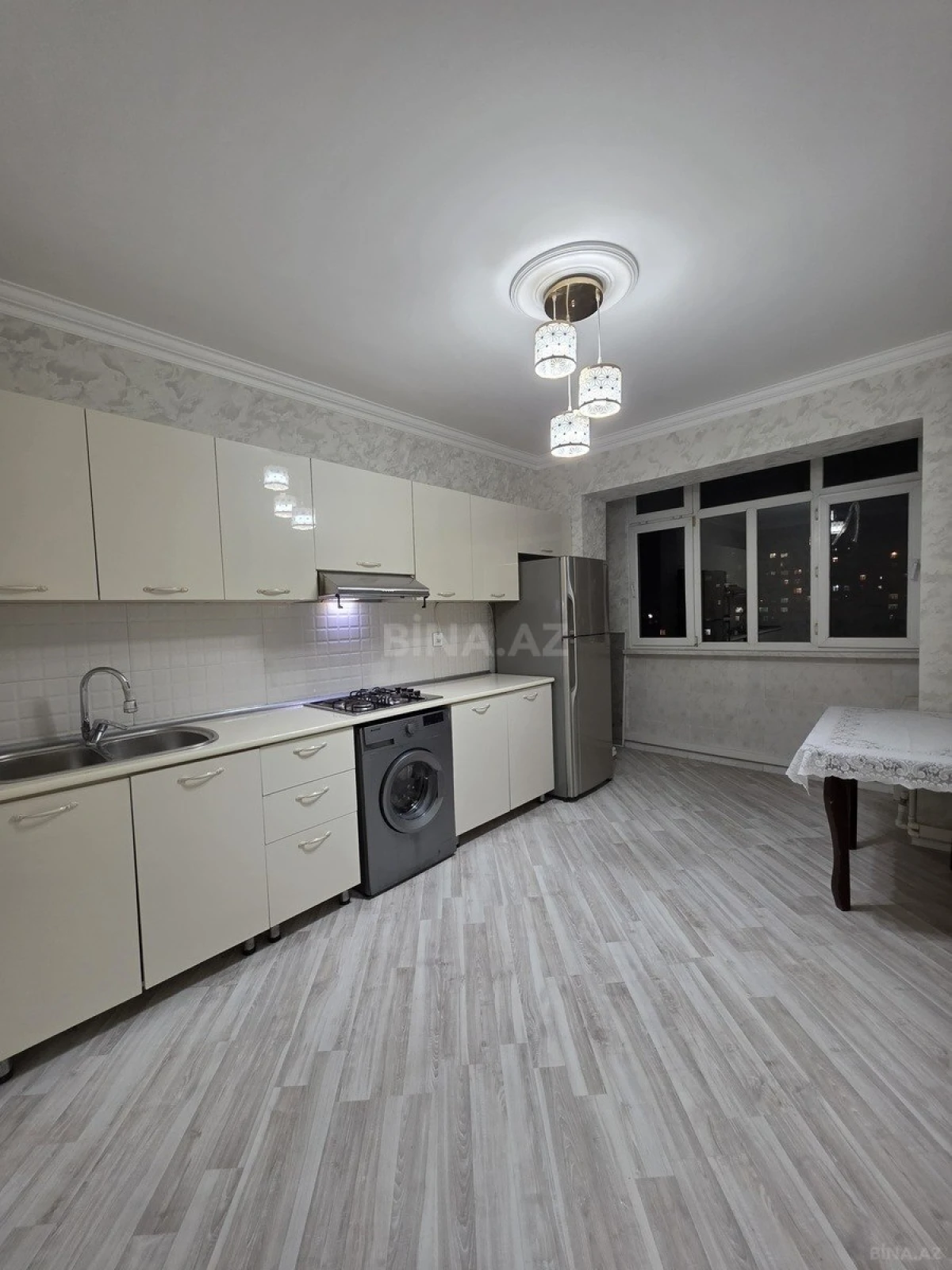 Satılır 2 otaqlı mənzil 60 m²