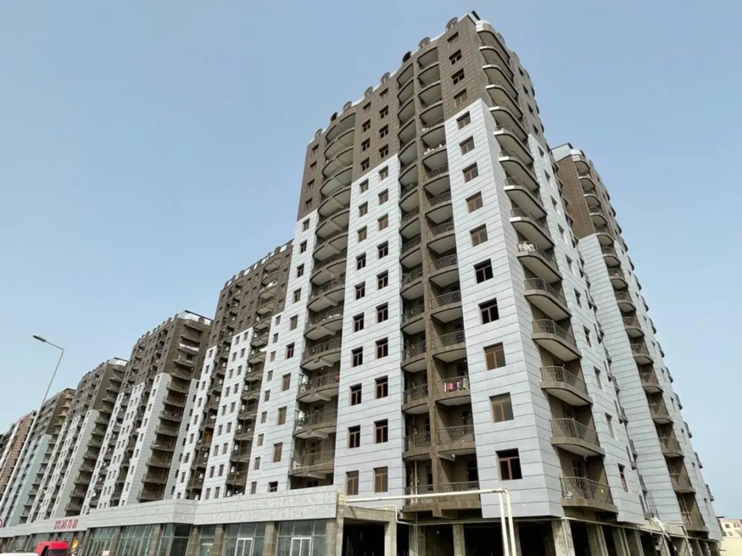 Satılır 2 otaqlı mənzil 58 m²