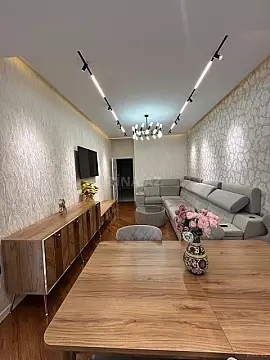 Satılır 2 otaqlı mənzil 60 m²