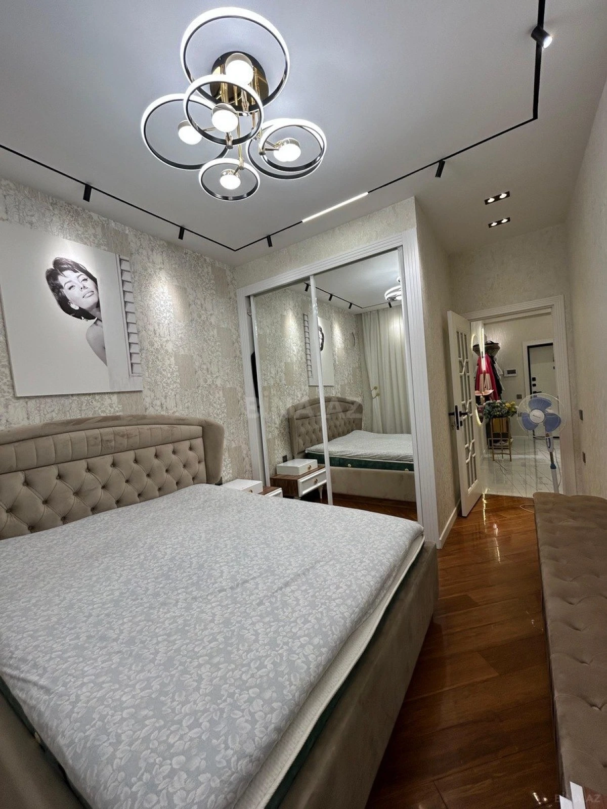 Satılır 2 otaqlı mənzil 60 m²