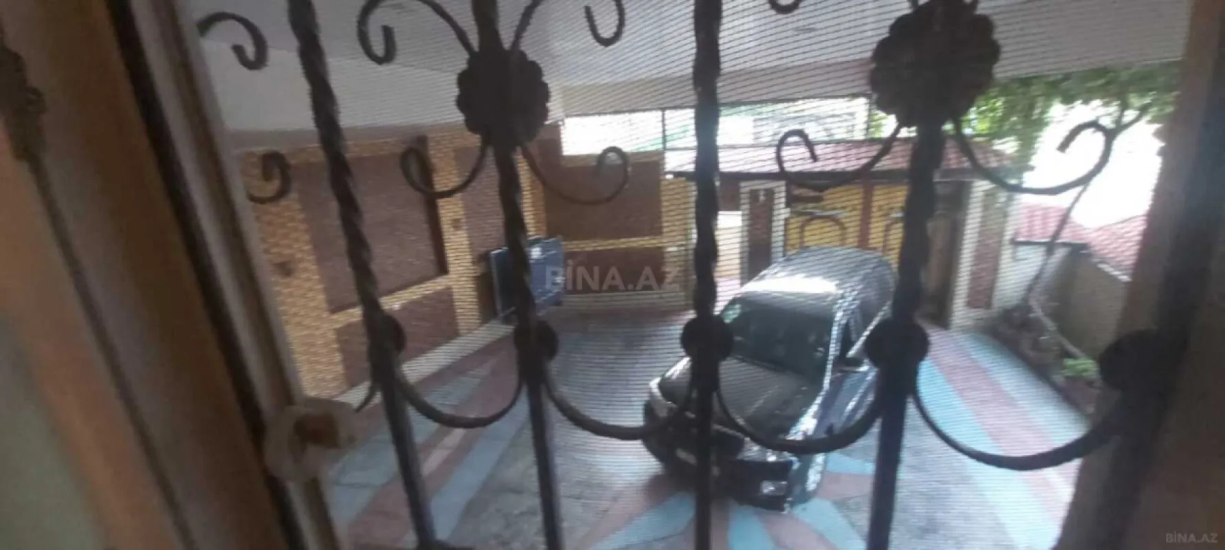 Satılır 5 otaqlı həyət evi 200 m²