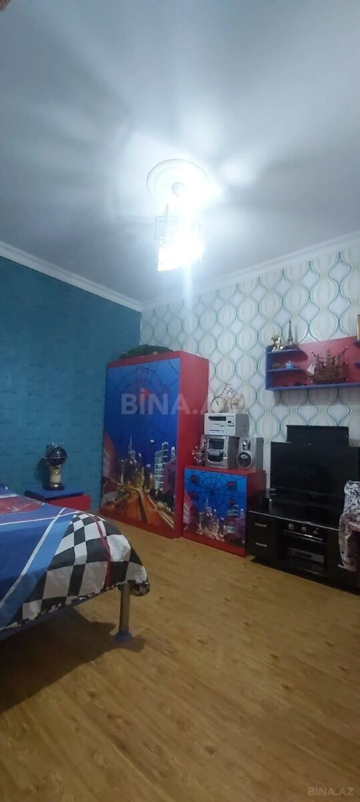 Satılır 5 otaqlı həyət evi 200 m²