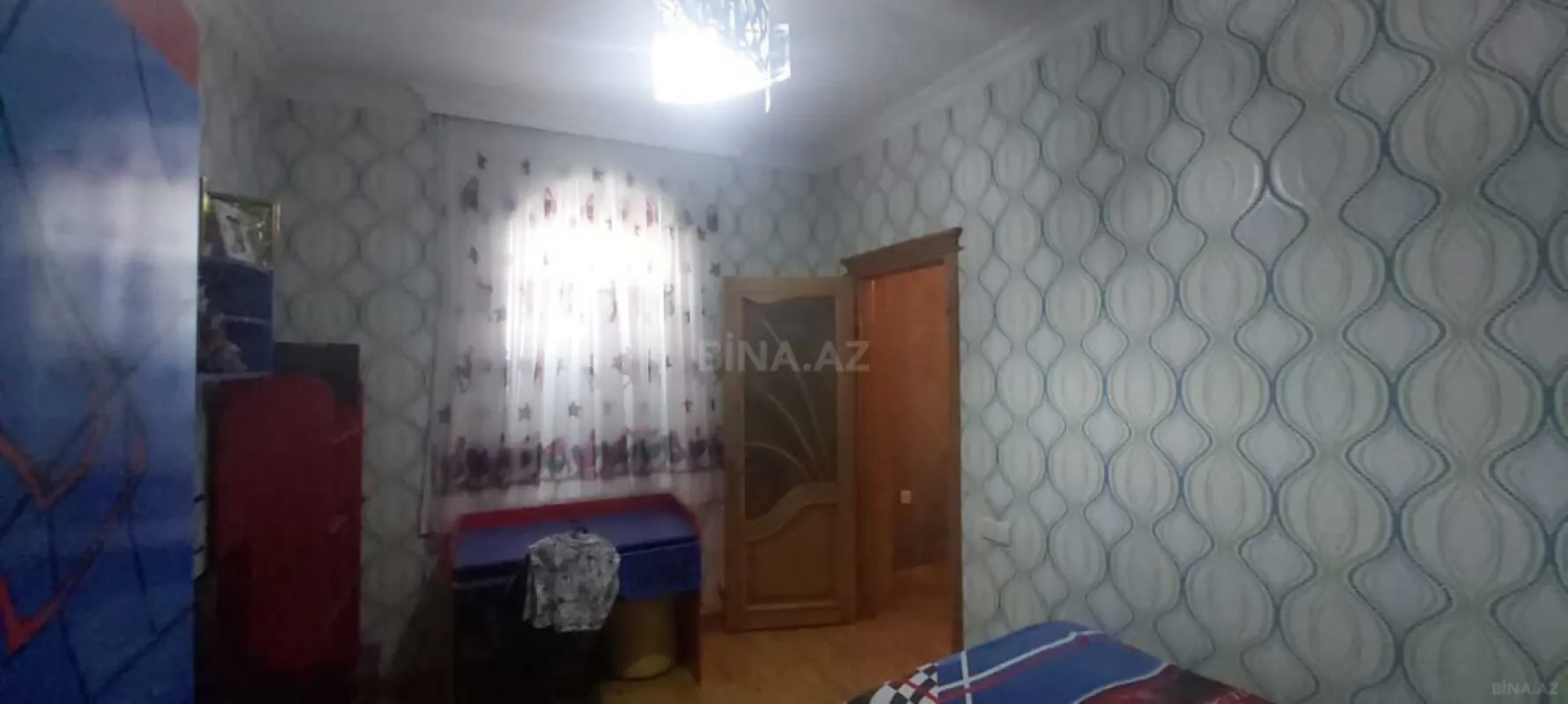 Satılır 5 otaqlı həyət evi 200 m²