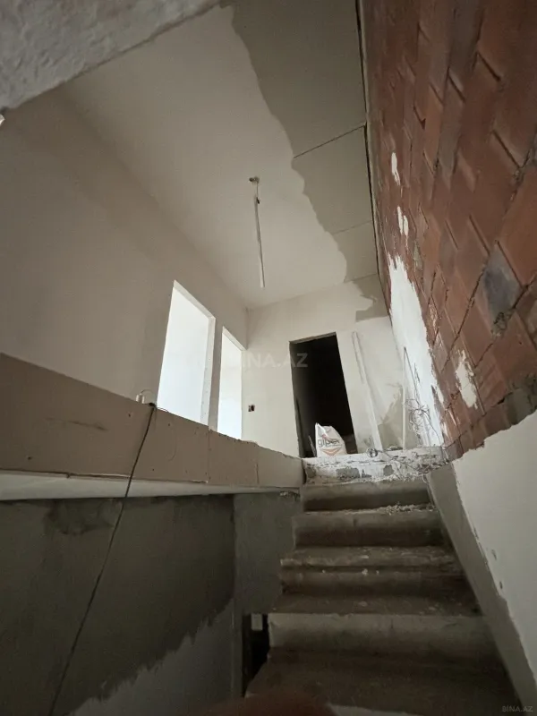 Satılır 4 otaqlı həyət evi 110 m²