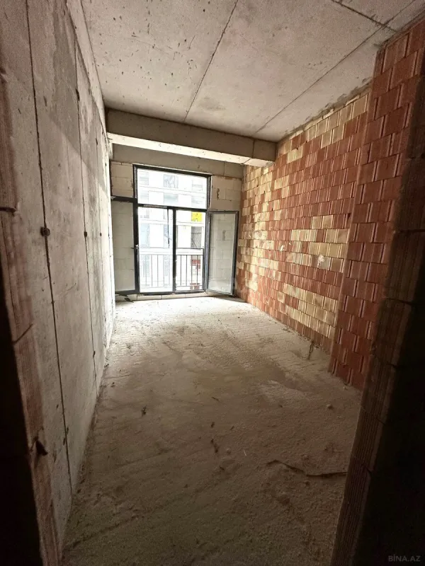 Satılır 1 otaqlı mənzil 66 m²