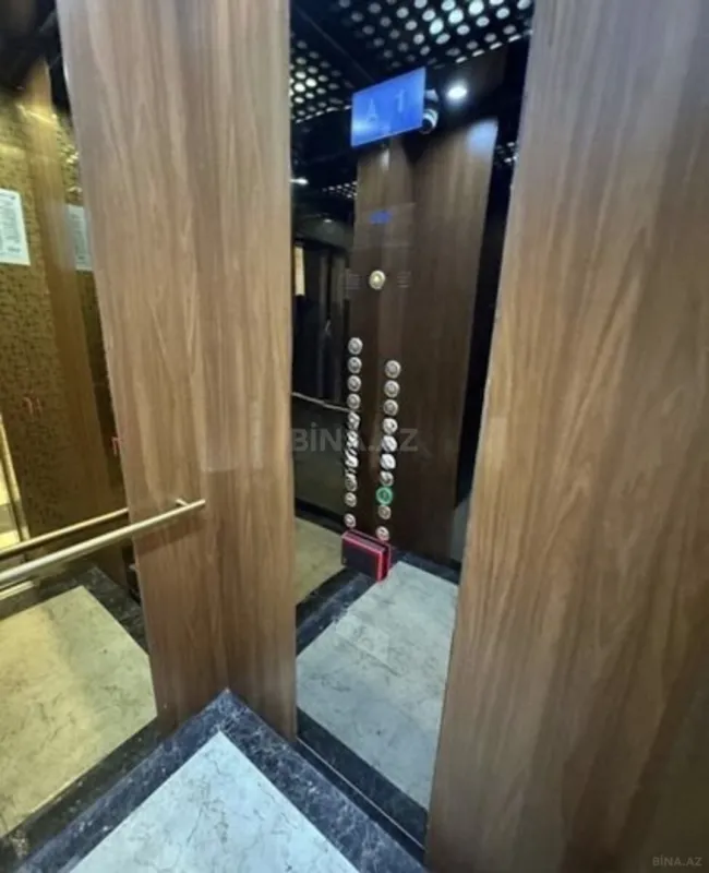 Satılır 3 otaqlı mənzil 118 m²