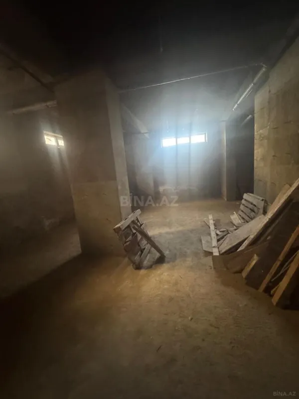 Satılır obyekt 400 m²