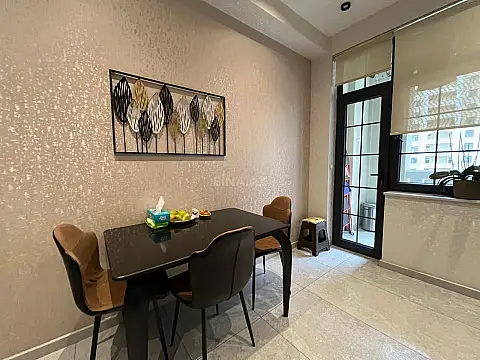 Kirayə verilir 3 otaqlı mənzil 120 m²