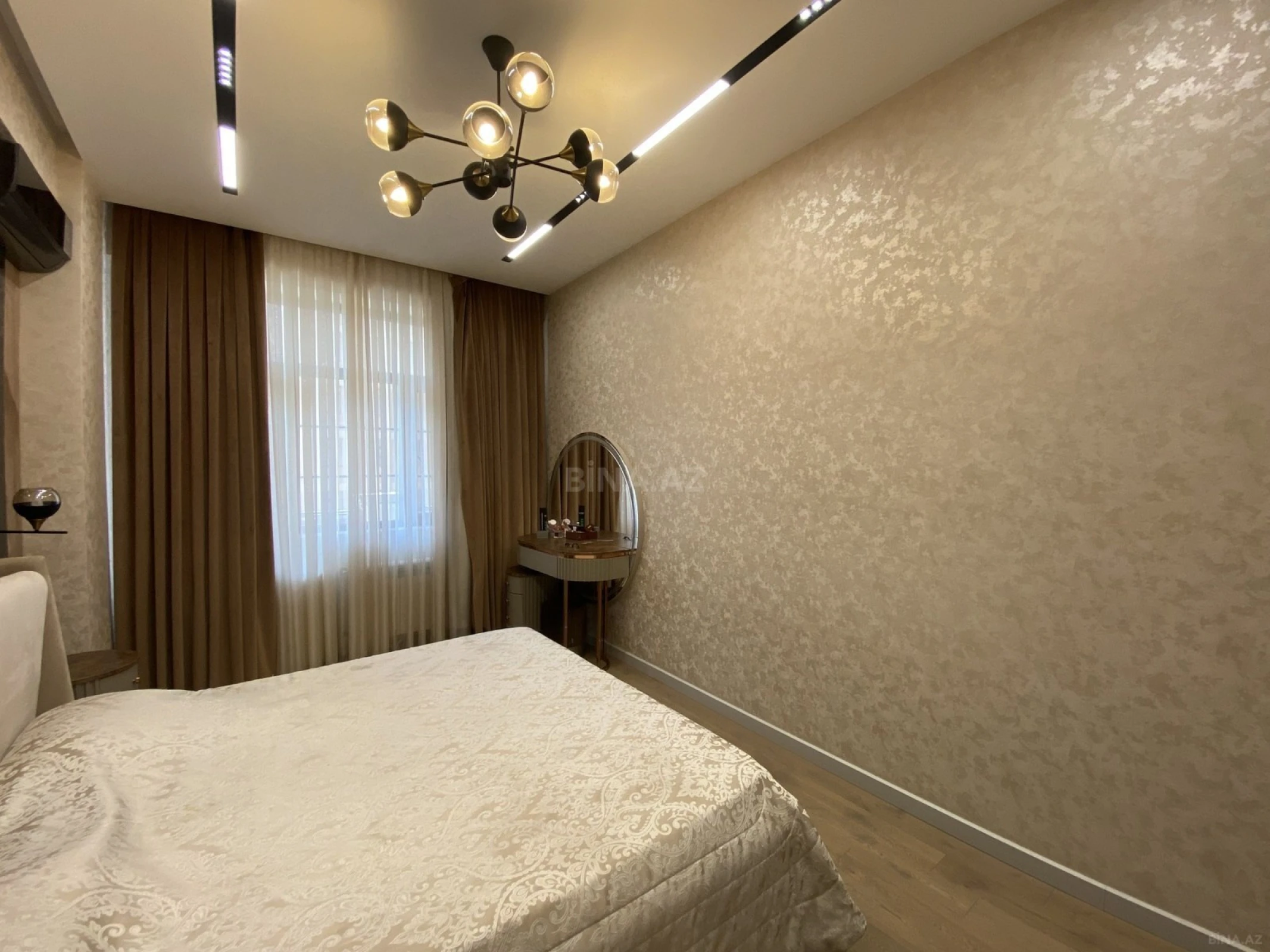 Kirayə verilir 3 otaqlı mənzil 120 m²