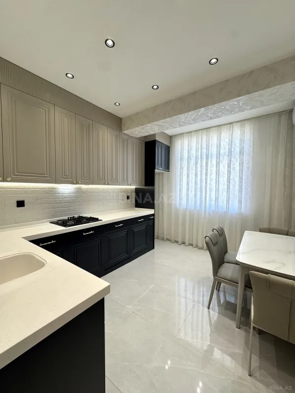 Satılır 2 otaqlı mənzil 80 m²