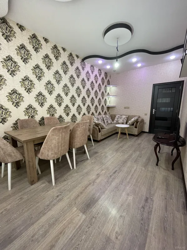 Satılır 2 otaqlı mənzil 65 m²