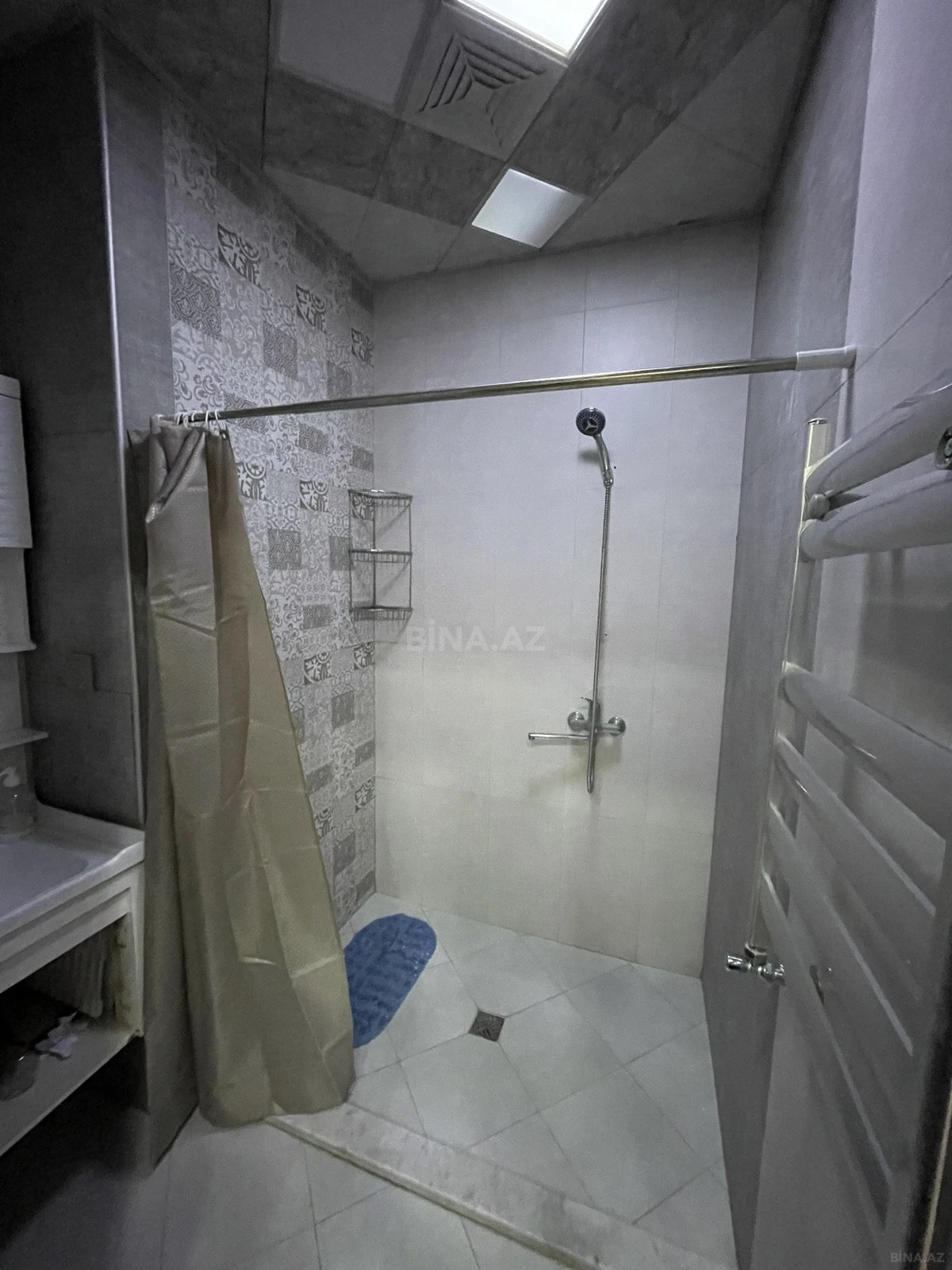 Satılır 2 otaqlı mənzil 65 m²