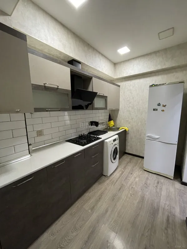 Satılır 2 otaqlı mənzil 65 m²
