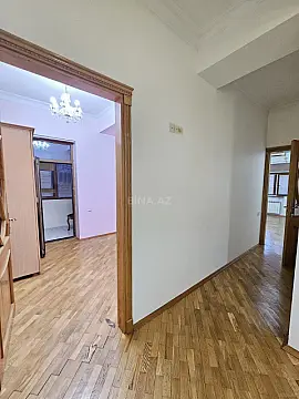 Kirayə verilir 3 otaqlı mənzil 180 m²