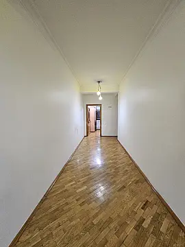 Kirayə verilir 3 otaqlı mənzil 180 m²