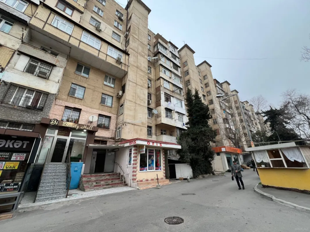 Satılır 4 otaqlı mənzil 75 m²