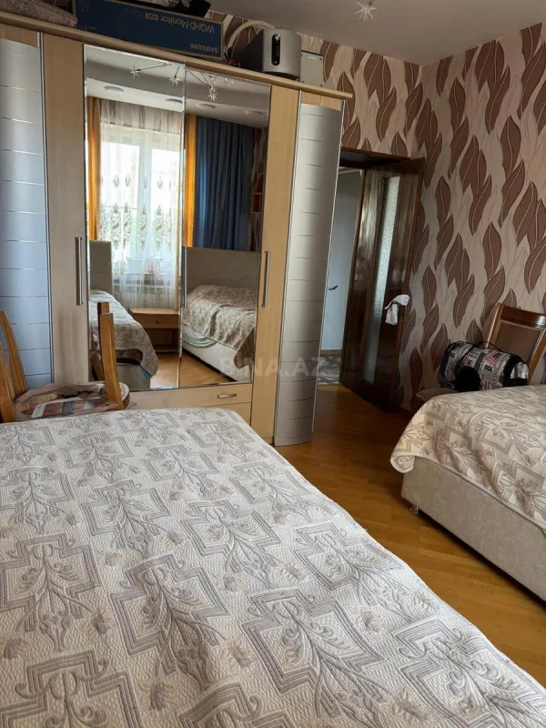 Satılır 4 otaqlı mənzil 75 m²