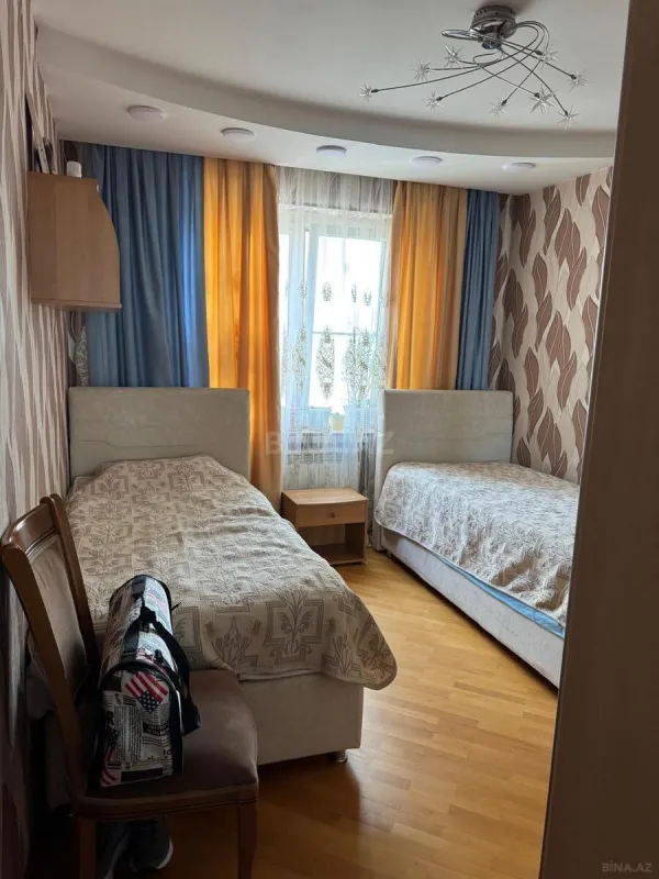 Satılır 4 otaqlı mənzil 75 m²