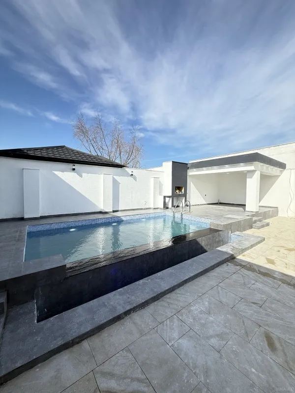 Satılır 4 otaqlı həyət evi 150 m²