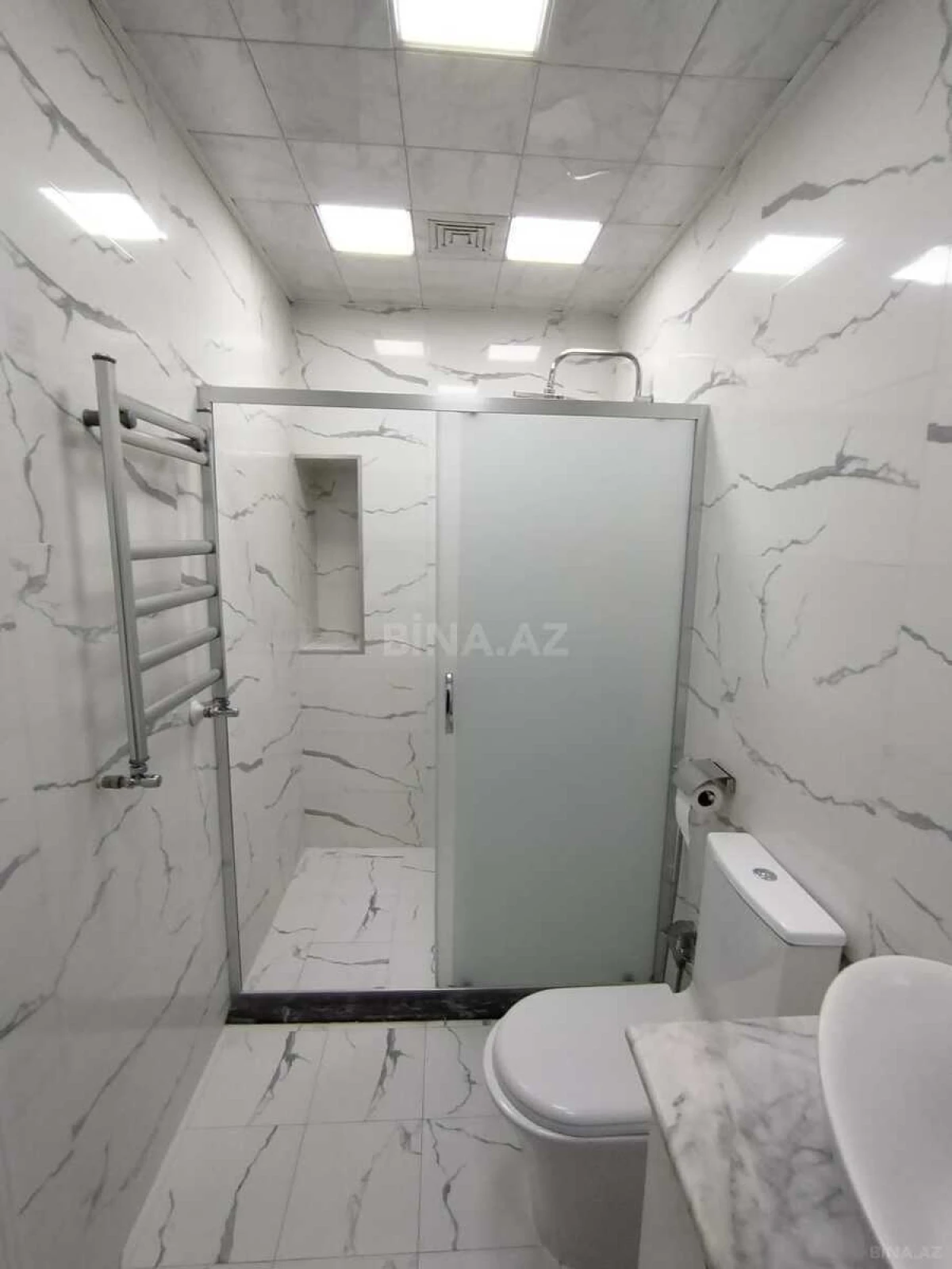 Satılır 3 otaqlı mənzil 103 m²