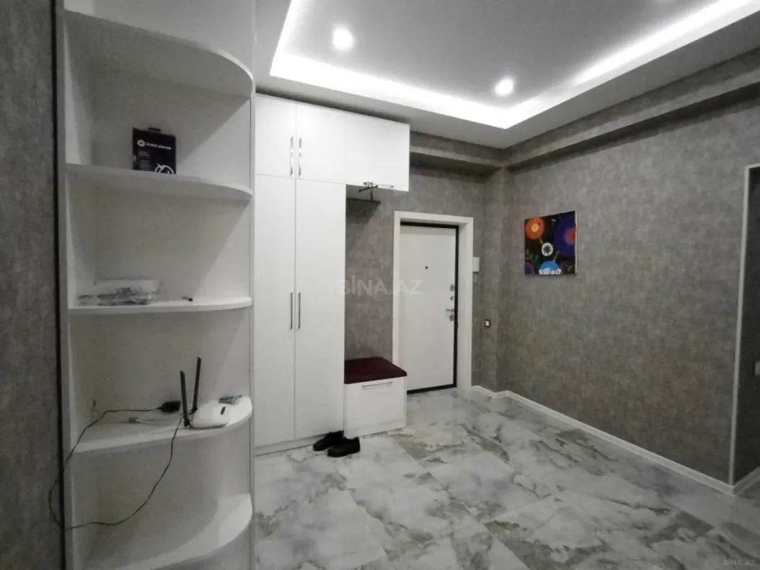 Satılır 3 otaqlı mənzil 103 m²