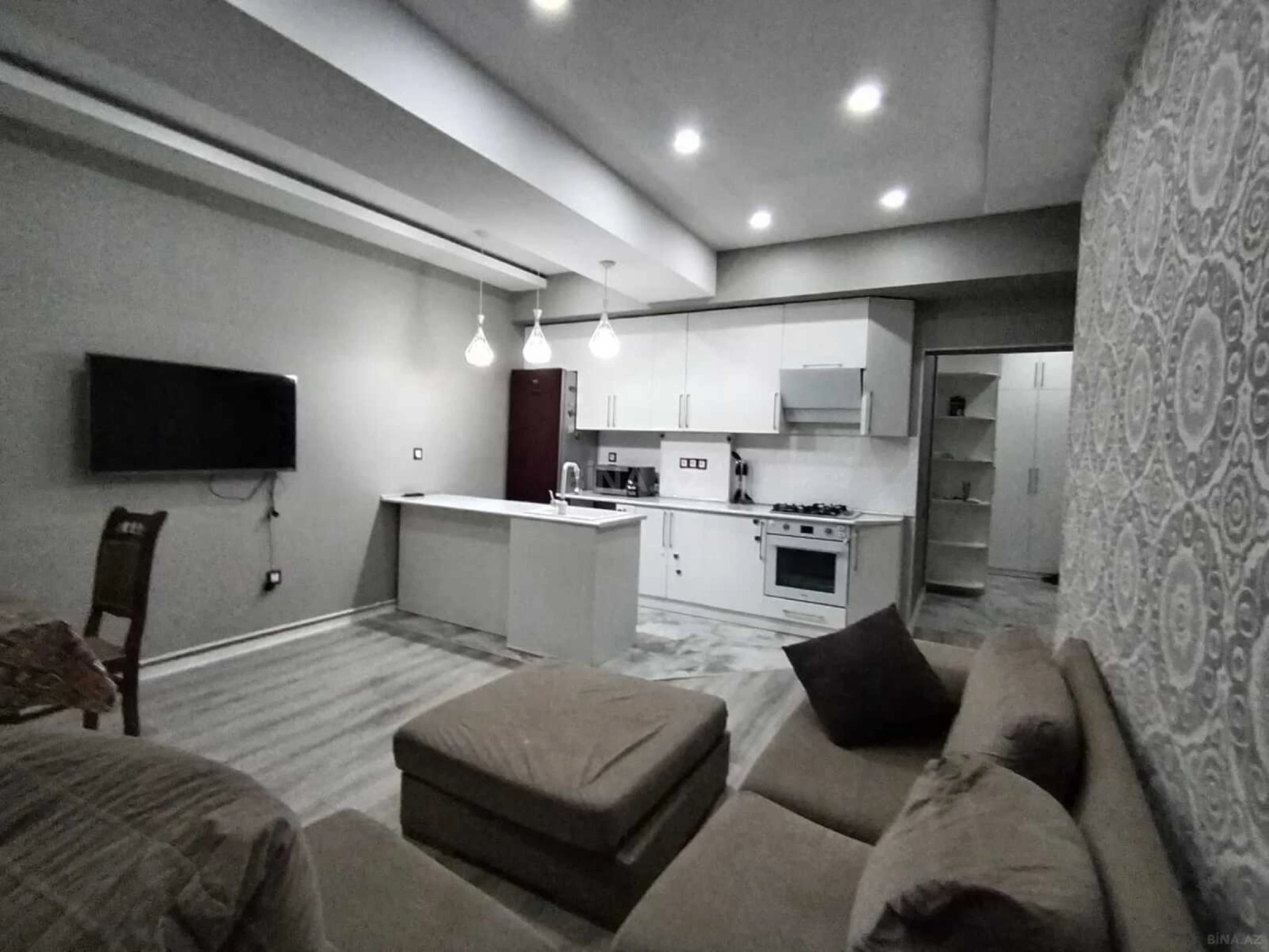 Satılır 3 otaqlı mənzil 103 m²